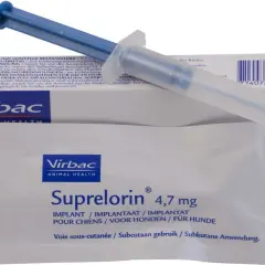 Zestaw do kastracja chemiczna psa: implant Suprelorin 4,7 mg i aplikator.