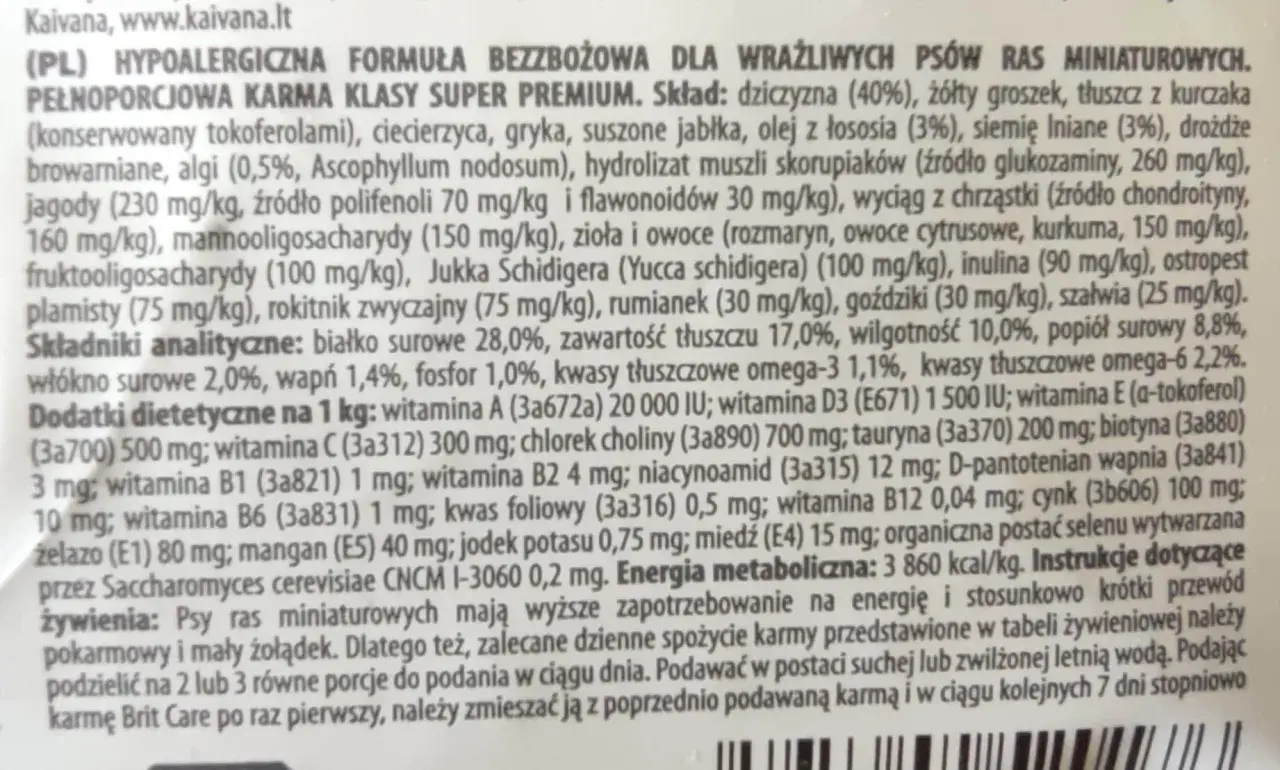 Karma Brit Care dla wrażliwych psów ras miniaturowych. Bez zbóż, z dziczyzną i łososiem. Czy karma Brit jest dobra? Tak, zawiera glukozaminę i chondroitynę.